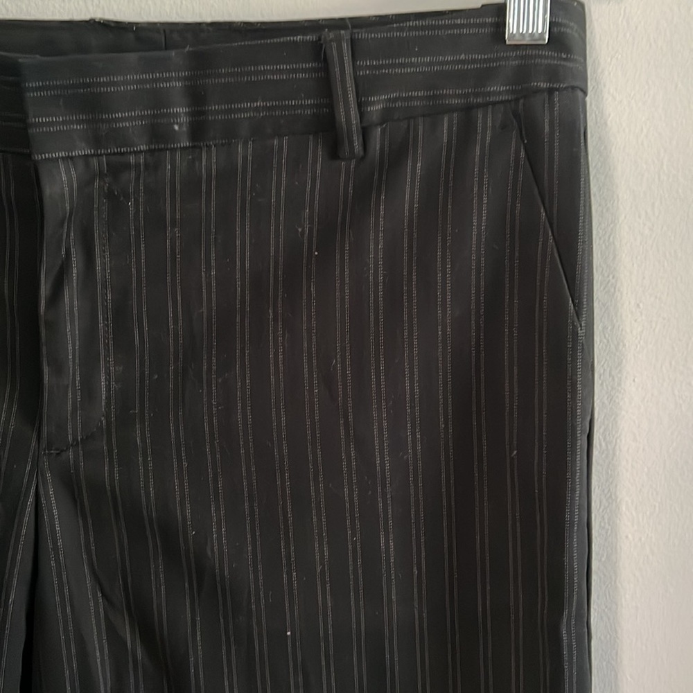 Gap - Picture 3 of 4